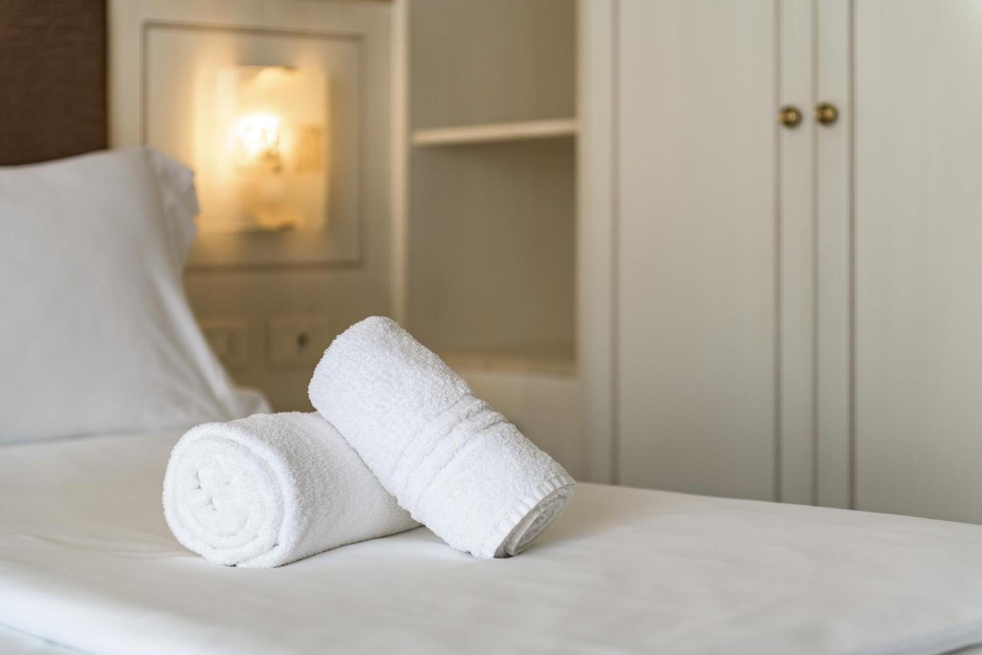 Hotel Sogno Del Benaco Limone sul Garda Værelse billede